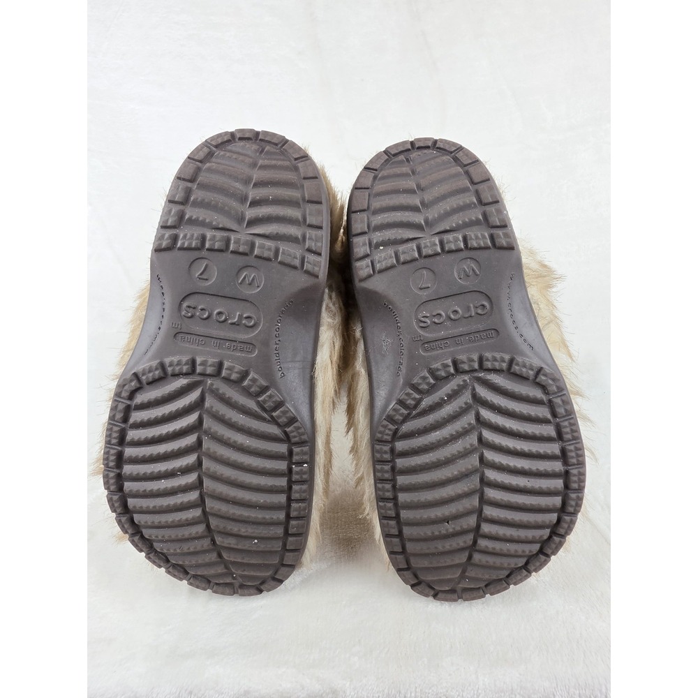 Crocs Tall Faux Fur Winter Boots Womens 7 Tan Fuzzy Yeti Style - Picture 6 of 9